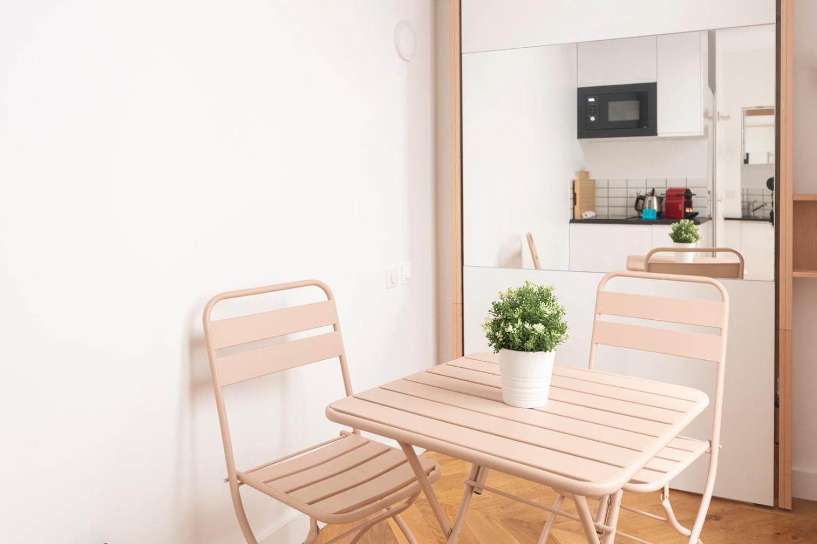 Super Central Mini Studio - 2 Pax, Murphy Bed Paris Exterior photo
